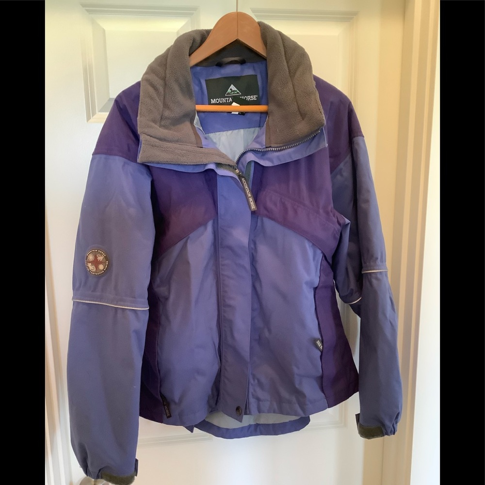 Mountain Horse Winter Jacket. XL Good used condition. For riding or skiing.